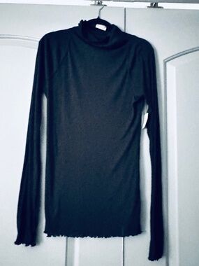 NWT Free People Intimately Basic Black Mock neck SZ L
